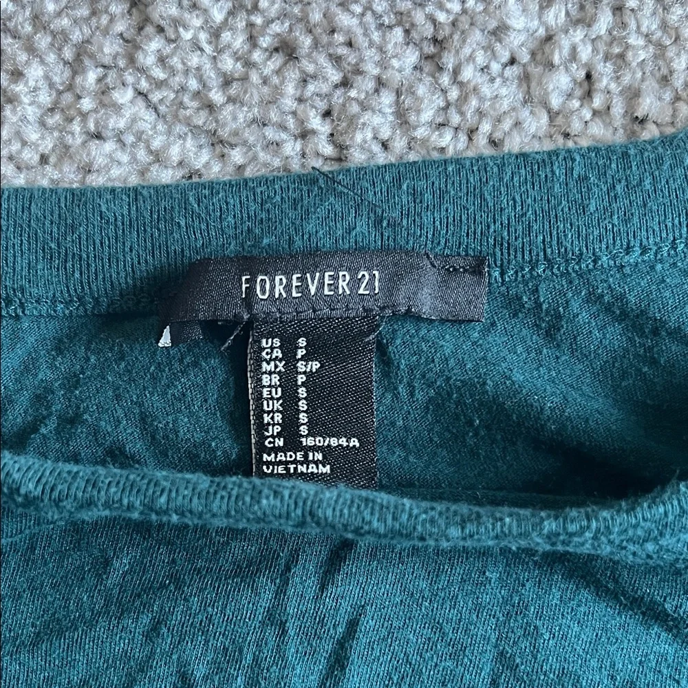 Forever 21 Dark Teal Long-Sleeve Cropped Top - Women - Picture 2 of 3